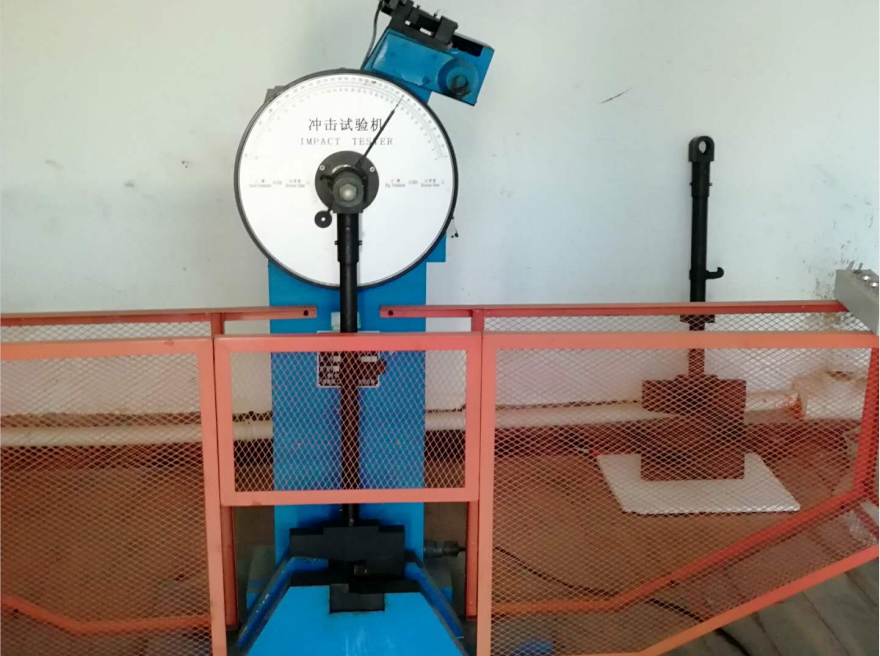 微機(jī)控制電液伺服萬(wàn)能試驗(yàn)機(jī)、金相顯微鏡